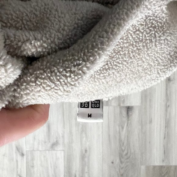 Uniqlo Brown Medium Fleece Zip Up Jacket - Picture 2 of 6